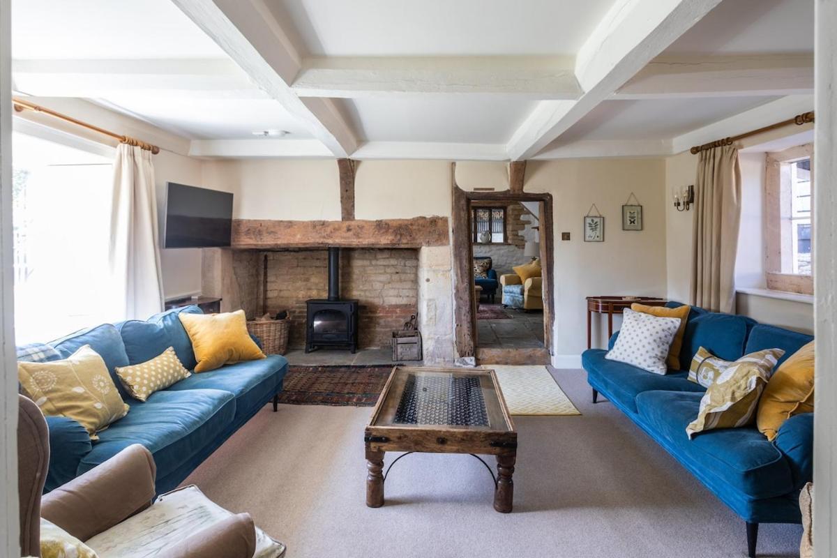 Beautiful Cotswold Farmhouse With Hot Tub 맨체스터 외부 사진